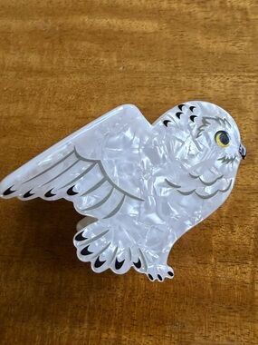 Harry Potter Inspired Hedwig Pearlescent Owl Hair Clip